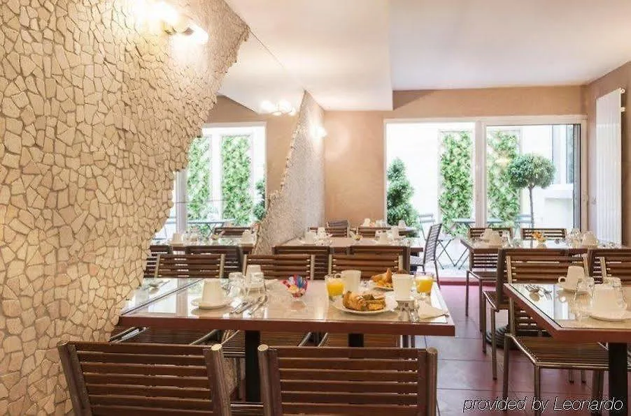 Hotel Hôtel International Paris