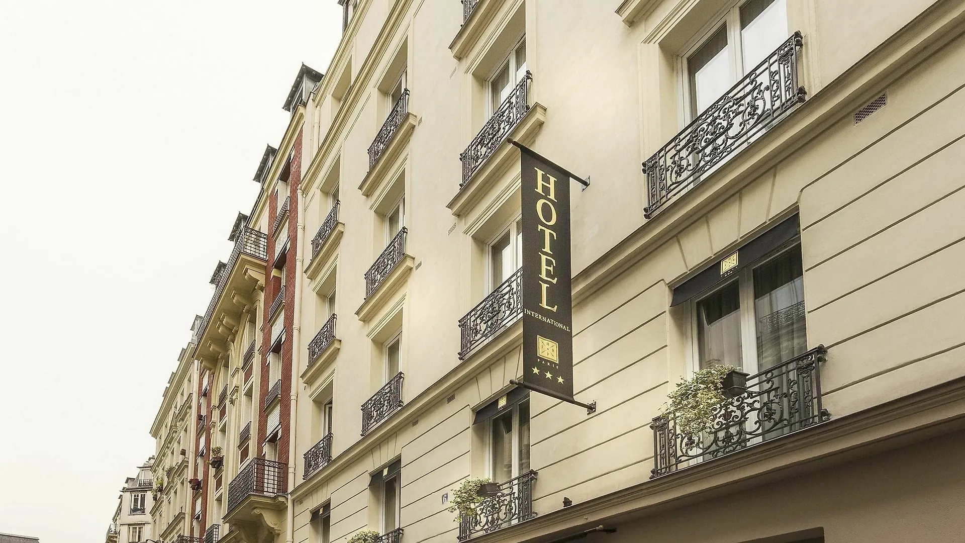 *** Hotel Hôtel International Paris France